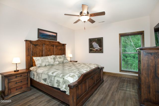 2123 Megan Ridge Drive, Sevierville, TN 37876