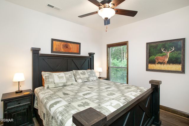 2123 Megan Ridge Drive, Sevierville, TN 37876