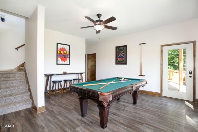 2123 Megan Ridge Drive, Sevierville, TN 37876