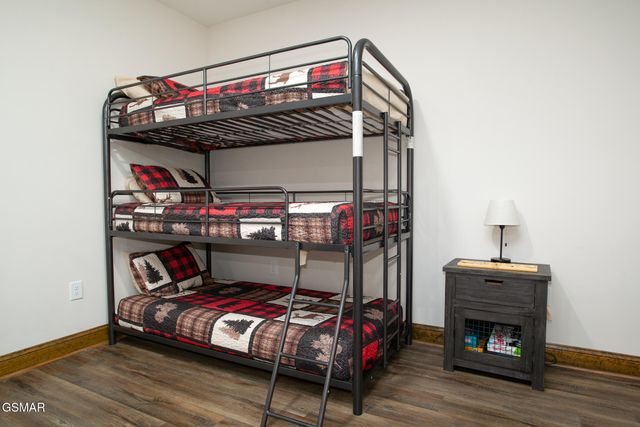 2123 Megan Ridge Drive, Sevierville, TN 37876