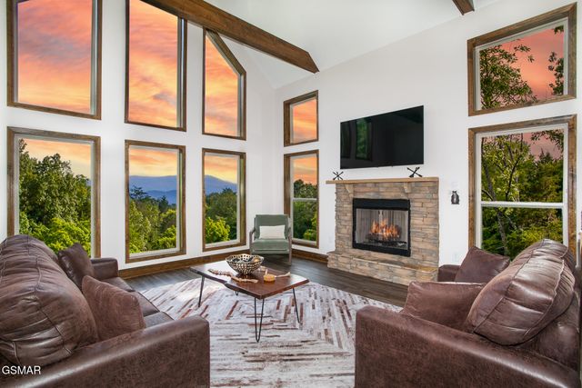 2123 Megan Ridge Drive, Sevierville, TN 37876