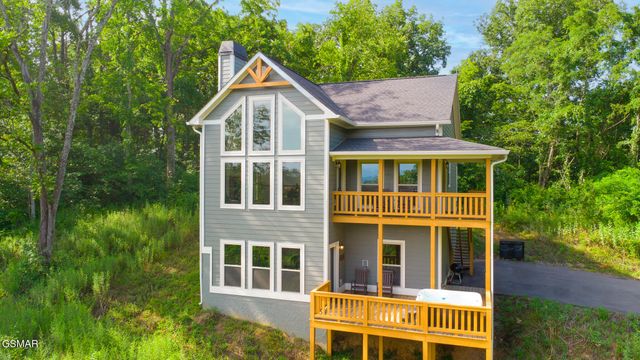 2123 Megan Ridge Drive, Sevierville, TN 37876