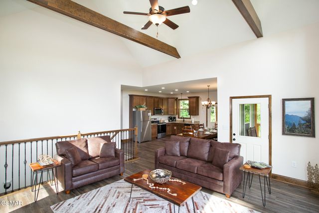 2123 Megan Ridge Drive, Sevierville, TN 37876