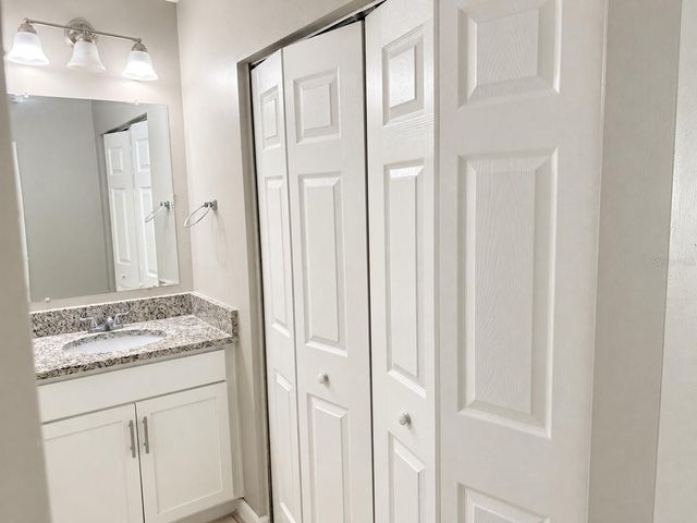 432 REGAL PARK DRIVE, Valrico, FL 33594
