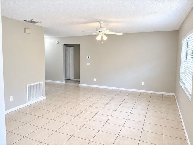 432 REGAL PARK DRIVE, Valrico, FL 33594