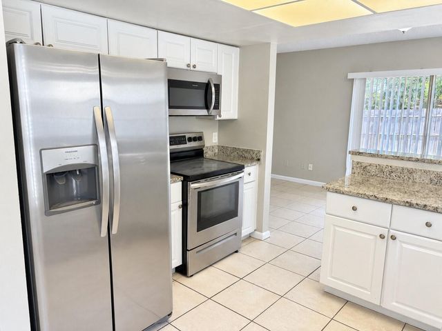 432 REGAL PARK DRIVE, Valrico, FL 33594