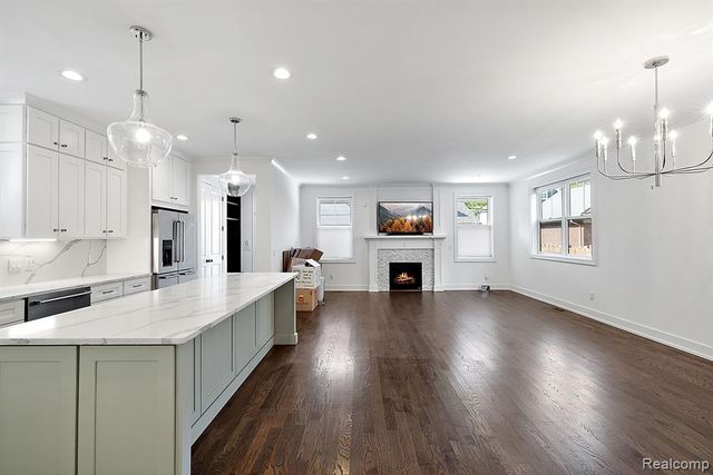 811 Smith Avenue, Birmingham, MI 48009