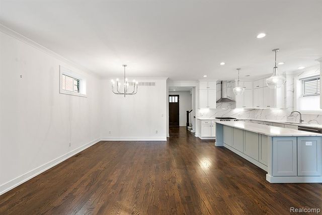 811 Smith Avenue, Birmingham, MI 48009