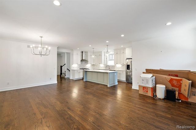 811 Smith Avenue, Birmingham, MI 48009