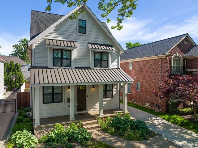 811 Smith Avenue, Birmingham, MI 48009