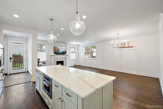 811 Smith Avenue, Birmingham, MI 48009