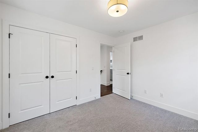 811 Smith Avenue, Birmingham, MI 48009