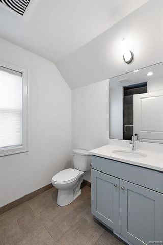 811 Smith Avenue, Birmingham, MI 48009