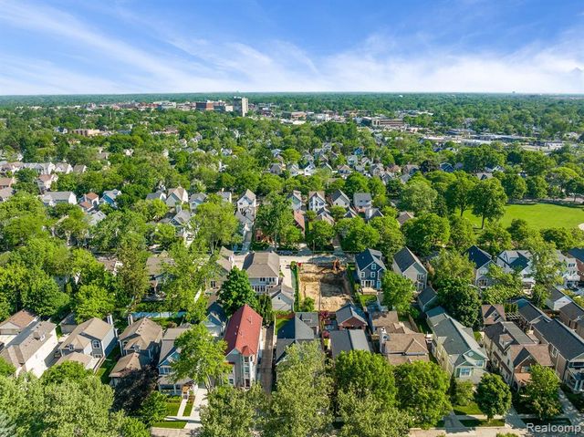 811 Smith Avenue, Birmingham, MI 48009