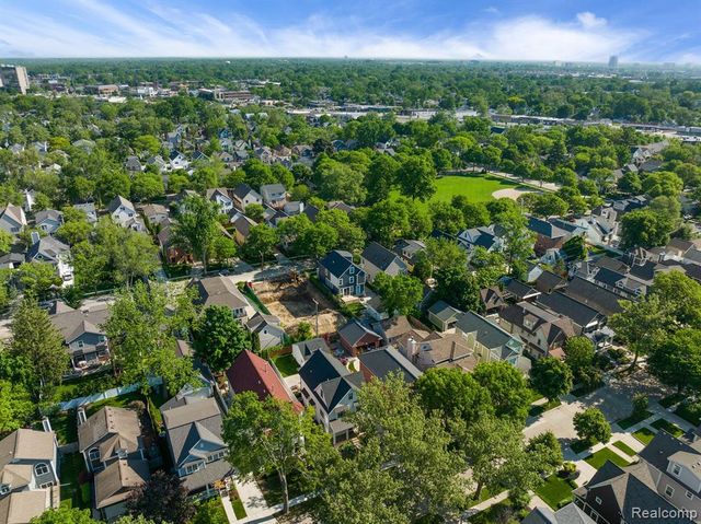 811 Smith Avenue, Birmingham, MI 48009