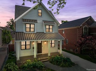 811 Smith Avenue, Birmingham, MI 48009