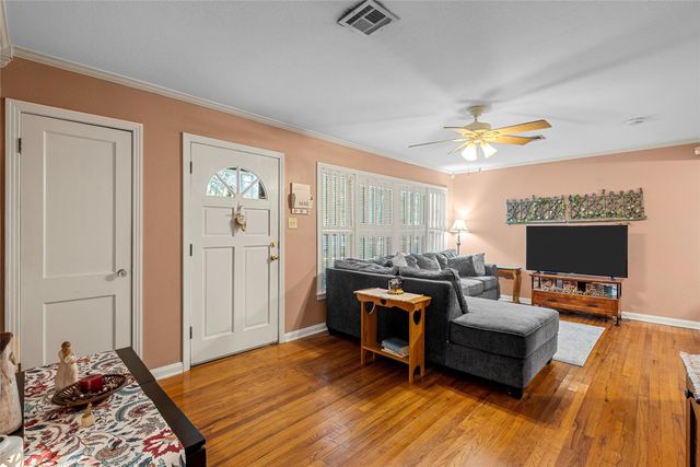 4012 Maple Avenue, Waco, TX 76707