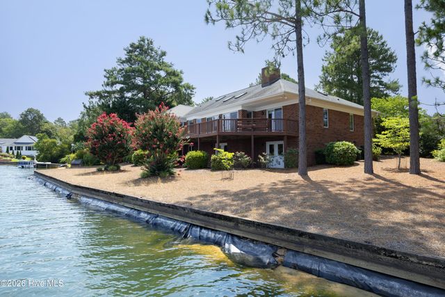7 Lake Vista Lane, Pinehurst, NC 28374