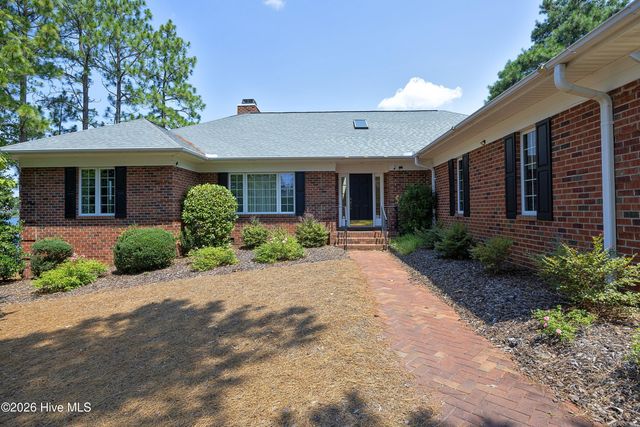 7 Lake Vista Lane, Pinehurst, NC 28374