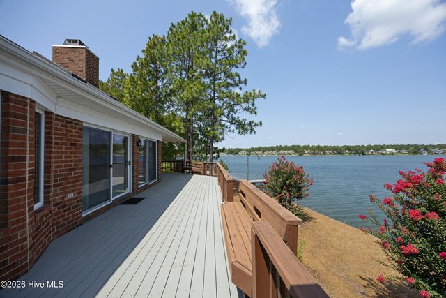 7 Lake Vista Lane, Pinehurst, NC 28374