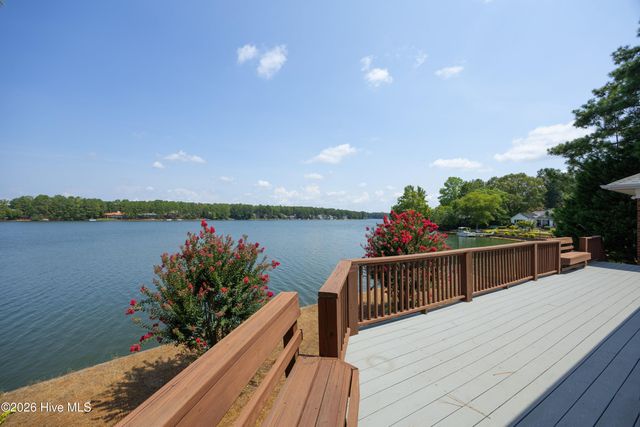 7 Lake Vista Lane, Pinehurst, NC 28374