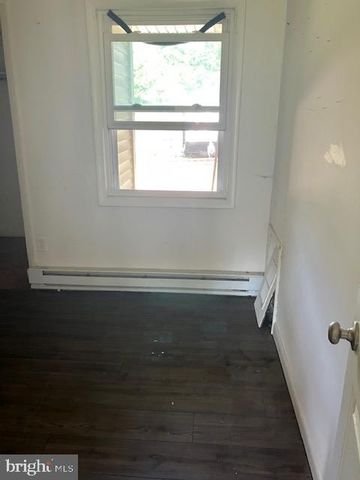 11905 SUN VALLEY DR, Hagerstown, MD 21742