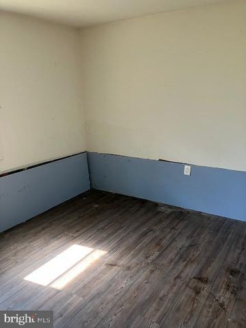 11905 SUN VALLEY DR, Hagerstown, MD 21742