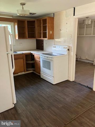 11905 SUN VALLEY DR, Hagerstown, MD 21742