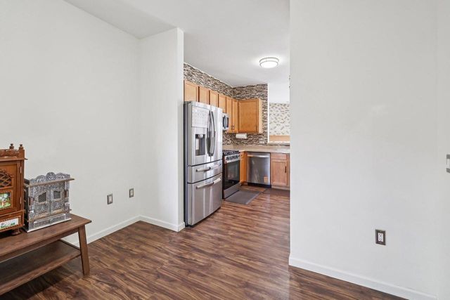 612 Bear Claw Way, Middleton, WI 53562