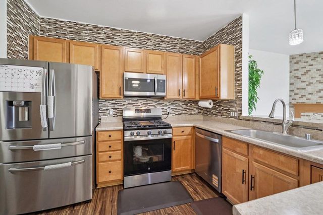 612 Bear Claw Way, Middleton, WI 53562