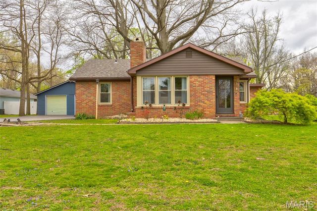 87 Bert Avenue, East Alton, IL 62024