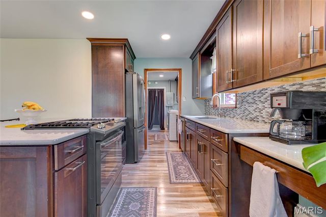 87 Bert Avenue, East Alton, IL 62024