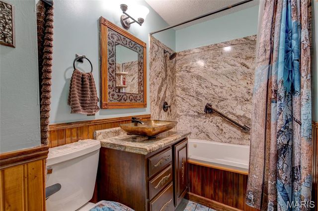 87 Bert Avenue, East Alton, IL 62024