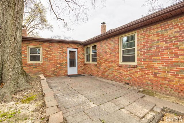 87 Bert Avenue, East Alton, IL 62024