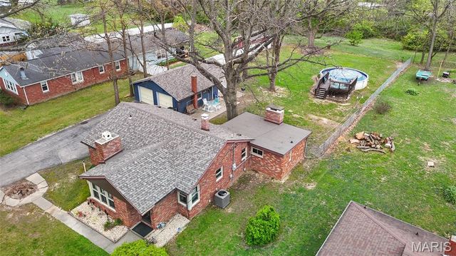 87 Bert Avenue, East Alton, IL 62024