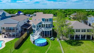 1547 John Street, Dickinson, TX 77539