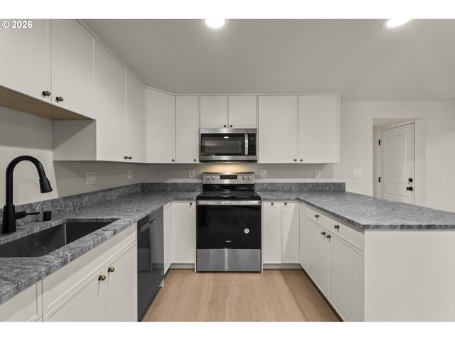 6510 Nw CHERRY St, Vancouver, WA 98663