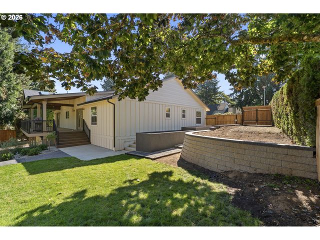 6510 Nw CHERRY St, Vancouver, WA 98663