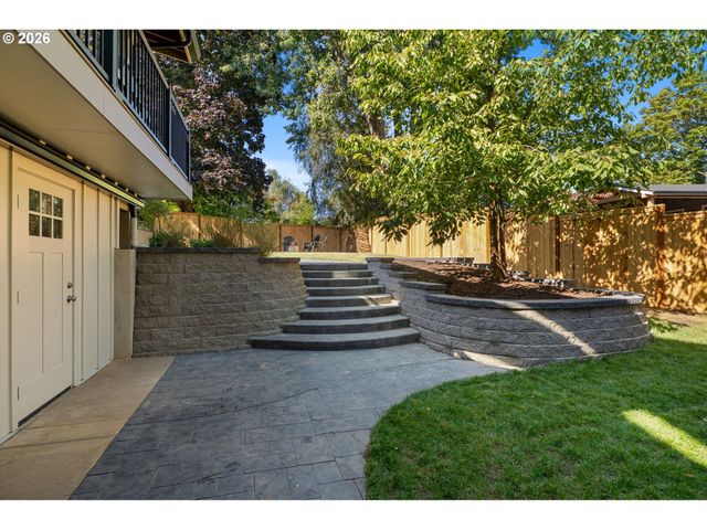 6510 Nw CHERRY St, Vancouver, WA 98663