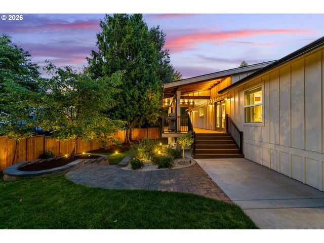 6510 Nw CHERRY St, Vancouver, WA 98663