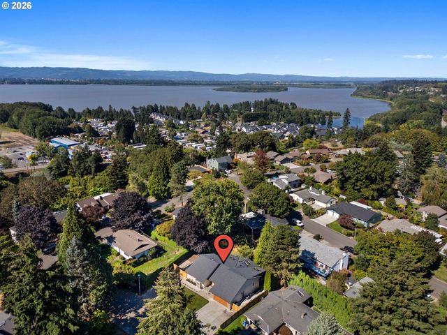 6510 Nw CHERRY St, Vancouver, WA 98663