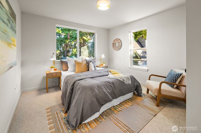 2509 N 42nd Street, Seattle, WA 98103