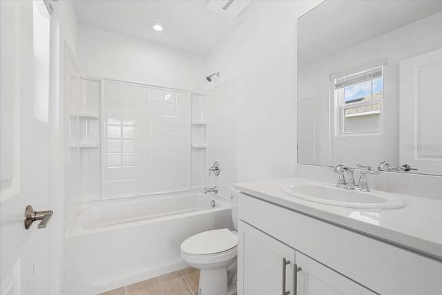 6338 FAIRMONT LANE, Palmetto, FL 34221