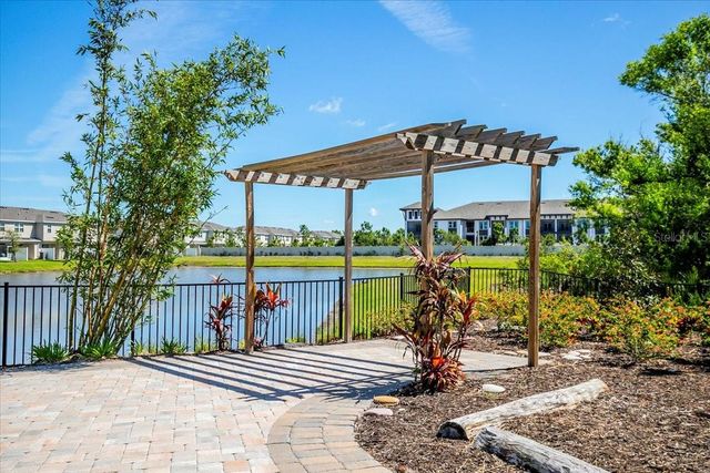 6338 FAIRMONT LANE, Palmetto, FL 34221