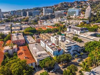 1253 N Sweetzer 3, West Hollywood, CA 90069