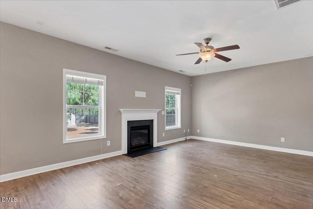 3015 Dana Lane, Aberdeen, NC 28315