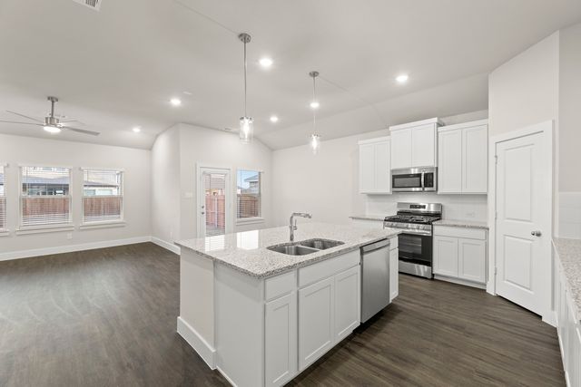 2404 Overlook Drive, Melissa, TX 75454