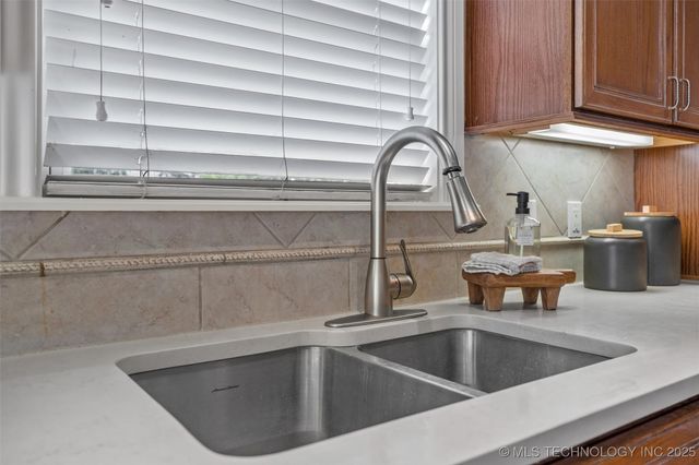 9311 N 139th East Avenue, Owasso, OK 74055