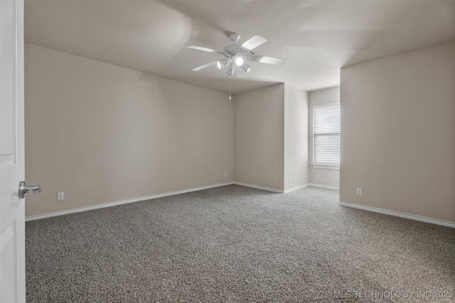 9311 N 139th East Avenue, Owasso, OK 74055
