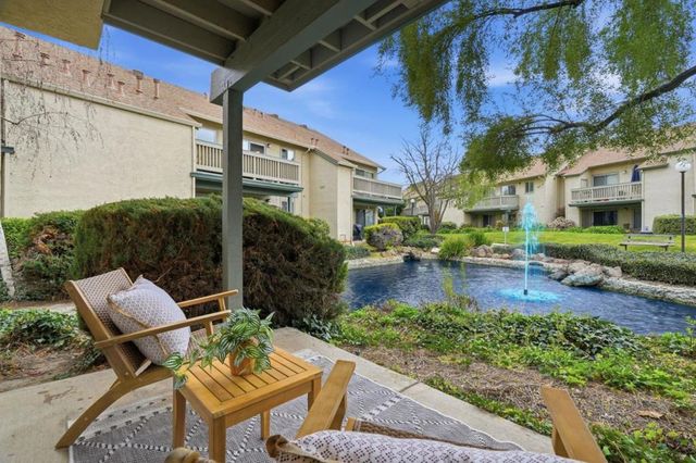 1045 Summershore Court, San Jose, CA 95122